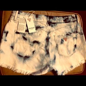 Women Guess shorts